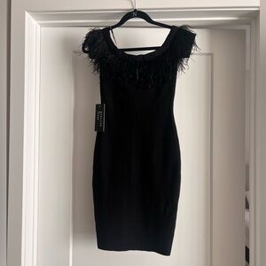 Black bodycon dress